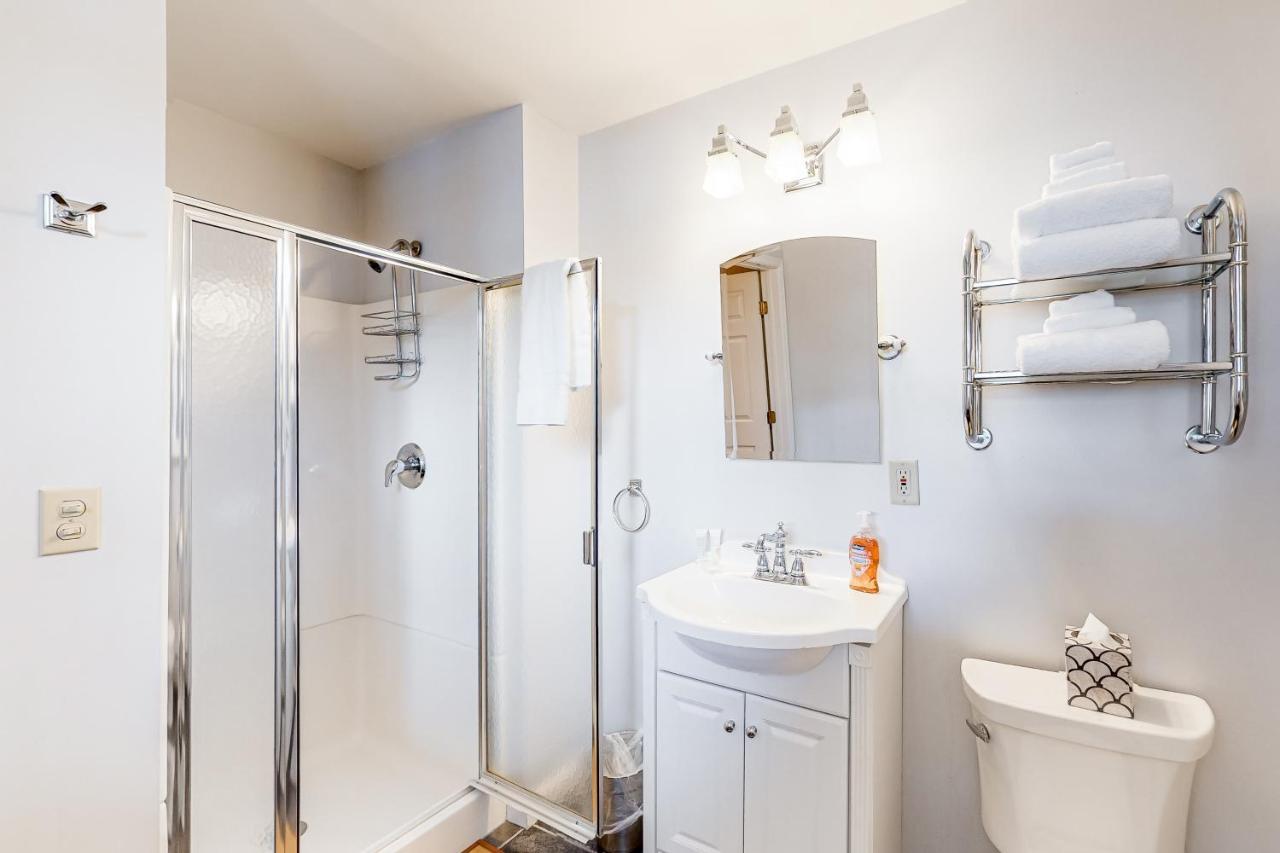 Heavenly Hideaway Apartment Ludlow Bagian luar foto