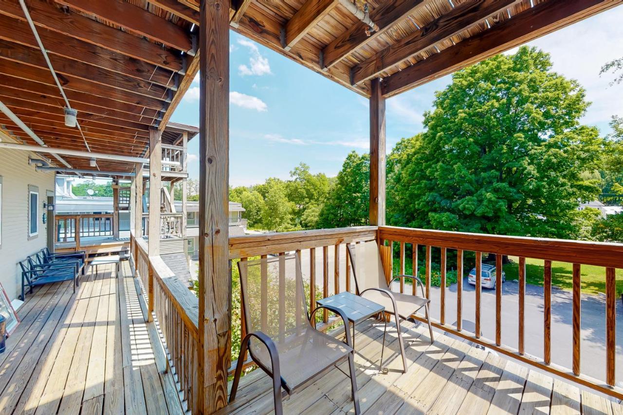 Heavenly Hideaway Apartment Ludlow Bagian luar foto